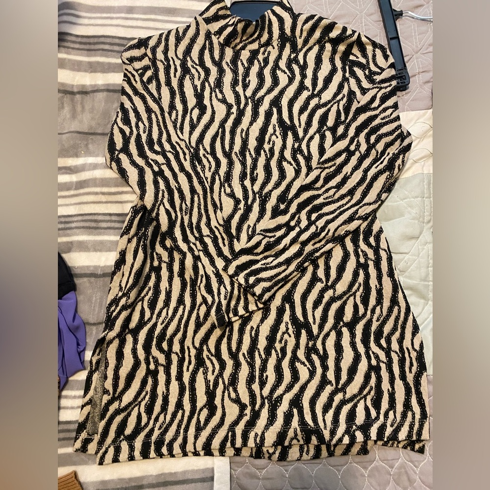 Melanie Lyne Zebra Sweater